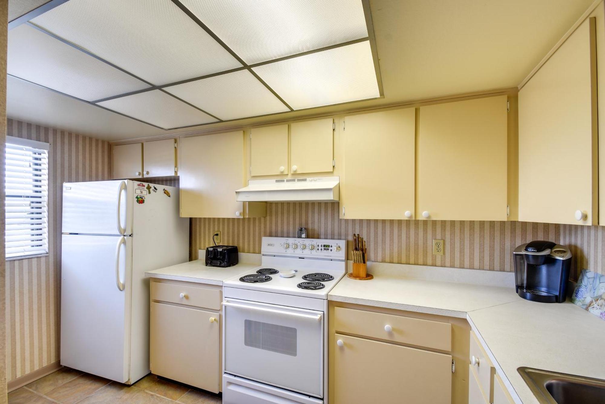 Coastal Condo With Balcony Walk To Madeira Beach! St. Pete Beach Exterior foto